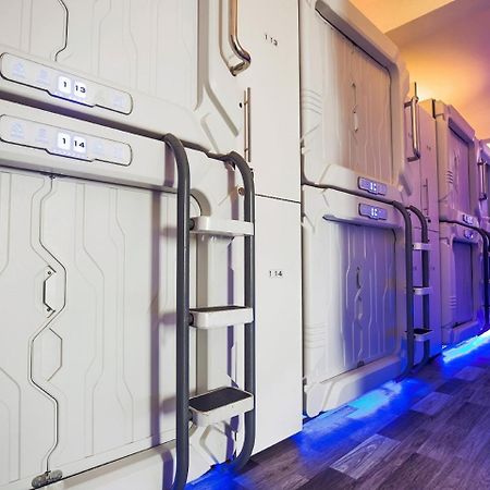The Capsule Hotel Коломбо Екстер'єр фото