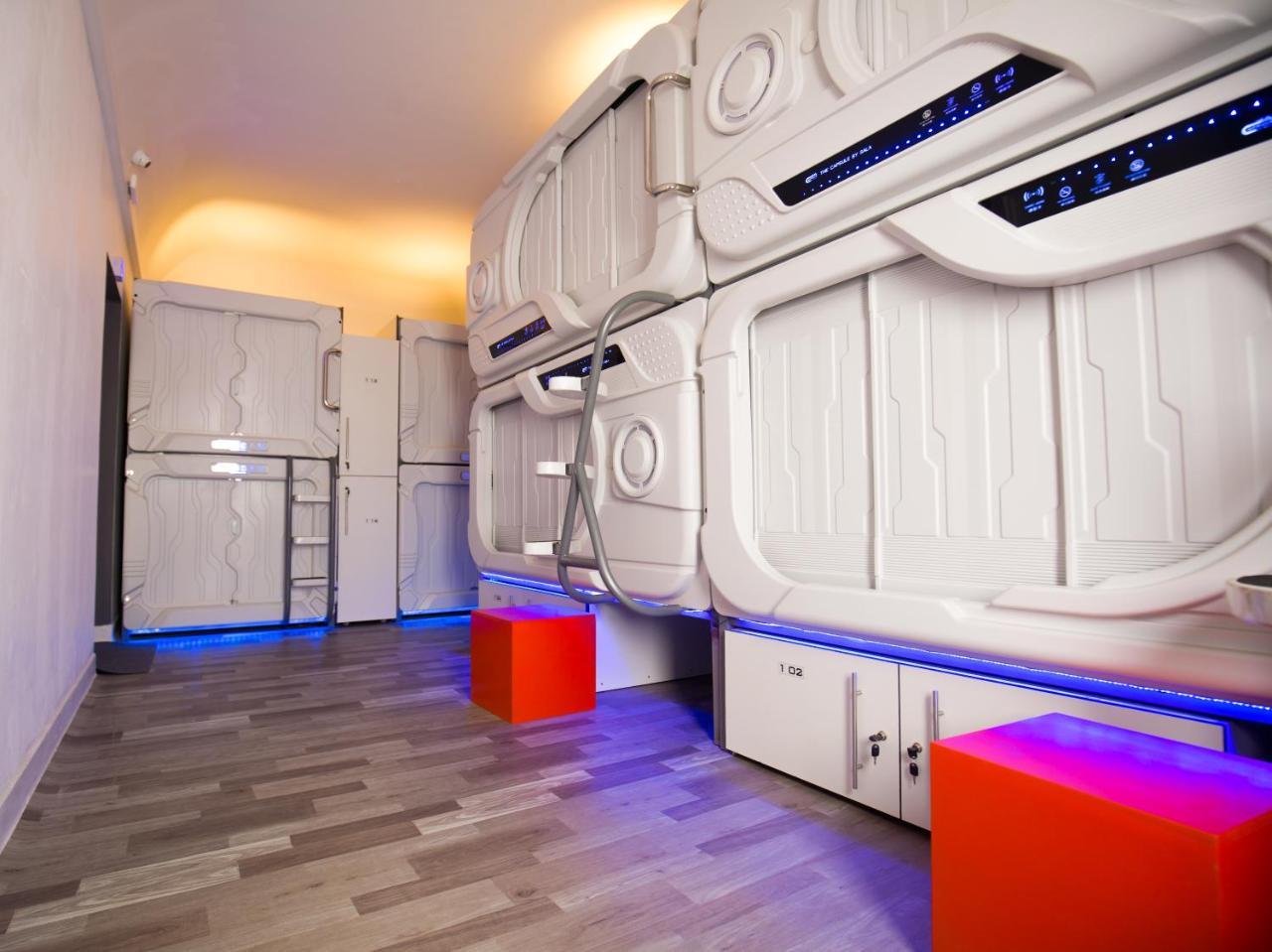 The Capsule Hotel Коломбо Екстер'єр фото